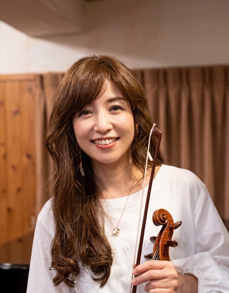 西村泳子（バイオリン・アシスタント）
